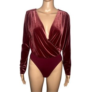 Express surplice faux wrap long sleeve velvet  burgundy v-neck bodysuit size XS